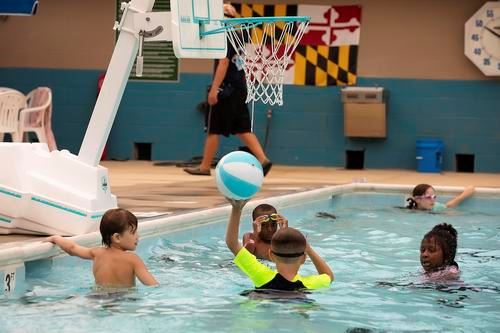 Children playing in Kings Landing Pool